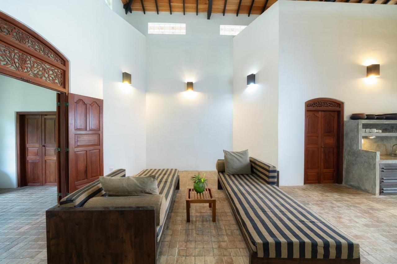 Greenparrot-Villa アンバランゴダ エクステリア 写真